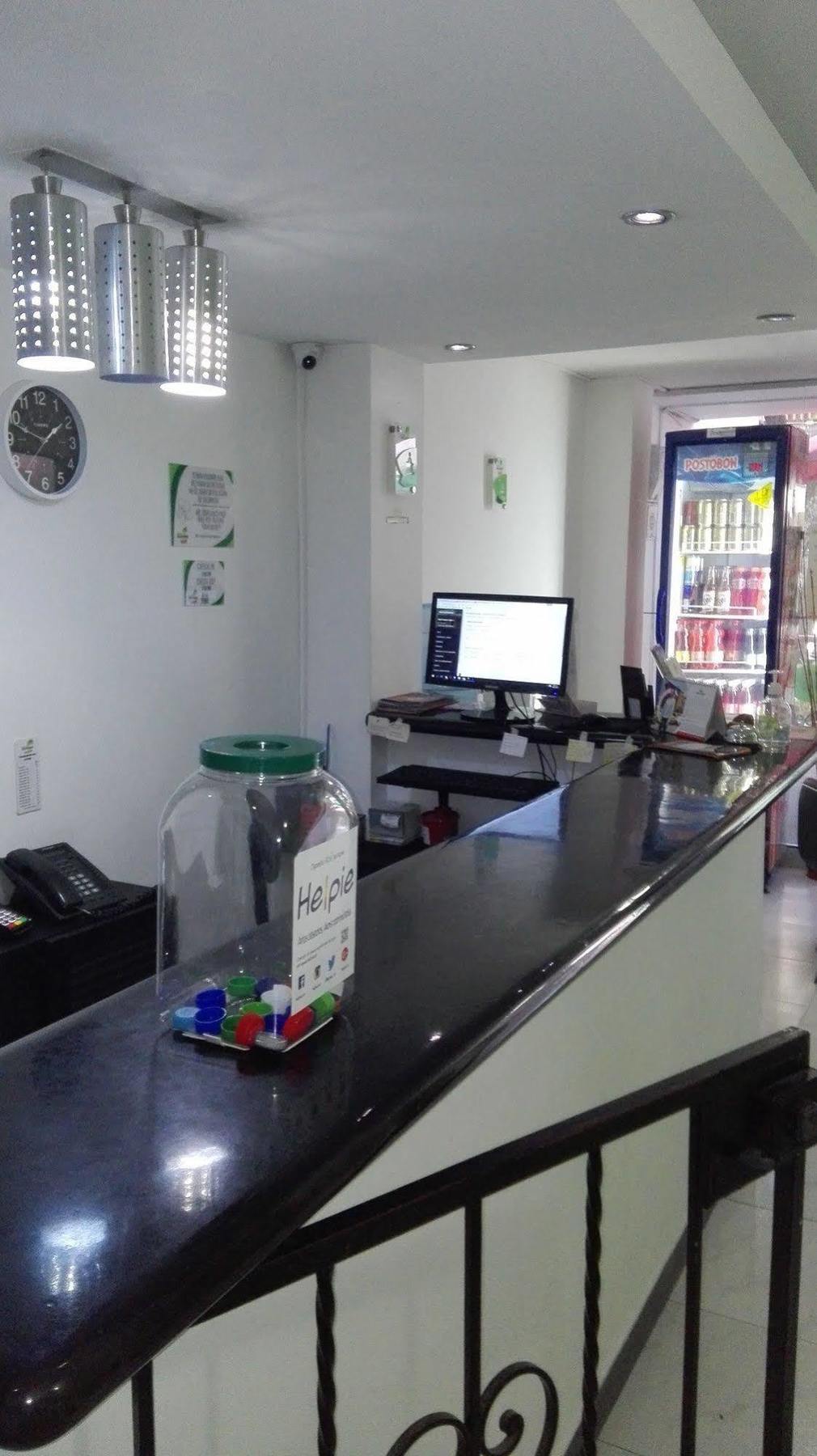 Hotel Paradise Lleras Medellín Extérieur photo