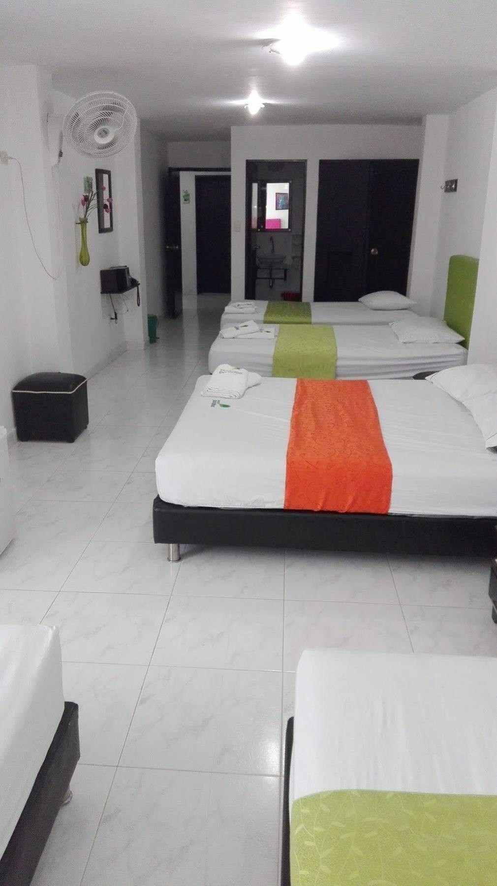 Hotel Paradise Lleras Medellín Extérieur photo