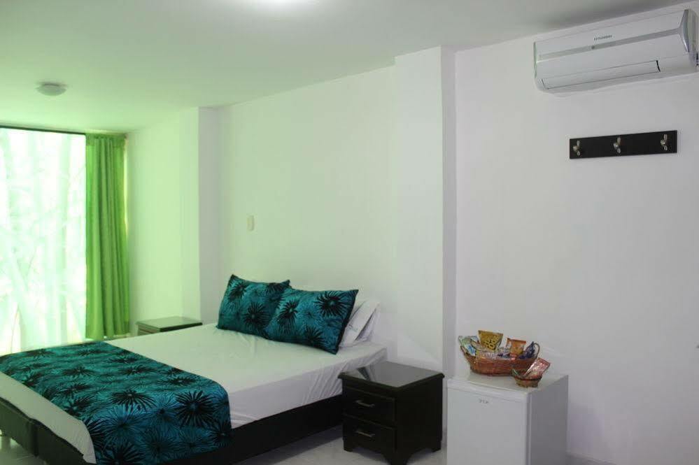 Hotel Paradise Lleras Medellín Extérieur photo